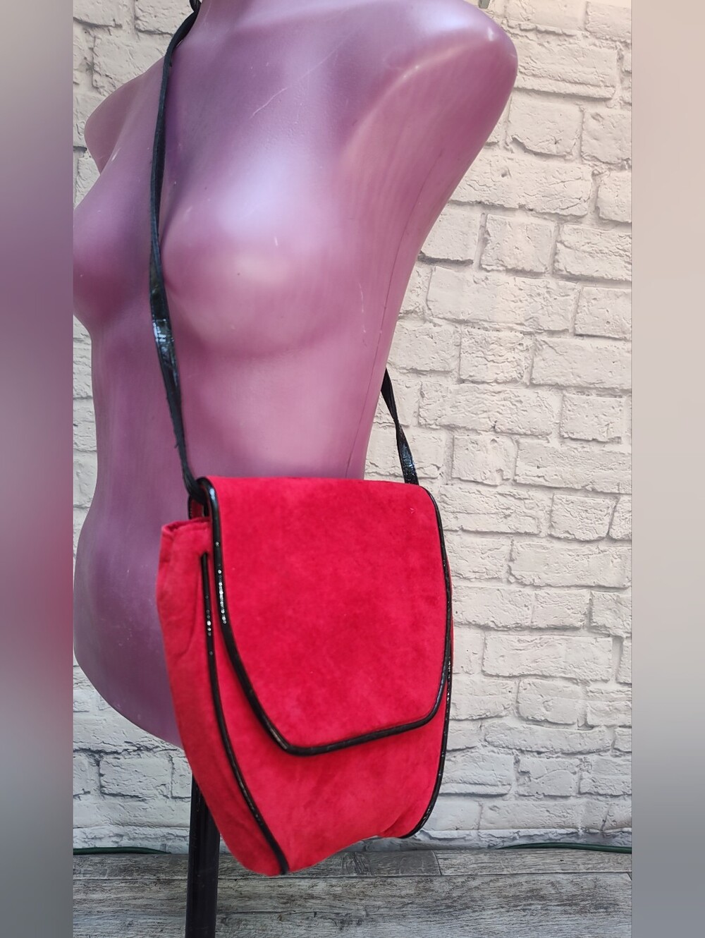 Express Faux Suede crossbody,Small